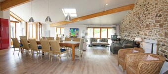 Ferienhaus in Roussines mit Privatpool