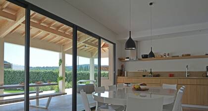 Villa Ă MalaucĂšne prĂšs du Mont Ventoux