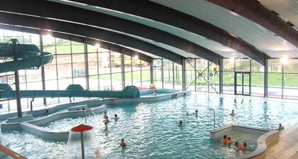 Maison Ă  Vieure prĂšs du lac et jardin