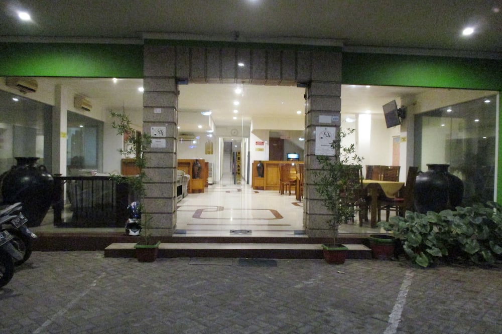 Hotel Caravan Tanah Abang