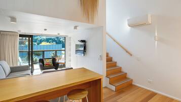 Apartment, 2 Bedrooms, Partial Sea View | Living area