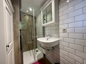 Shower - Cozy Forest Chalet Escape (Waimes - Sourbrodt)