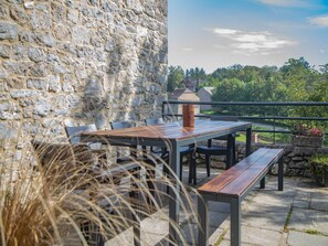 Outdoor dining - Tranquil Stay in Ardennes (Gimnée)