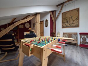 Game room - Family Villa with Sauna (Jehonville)