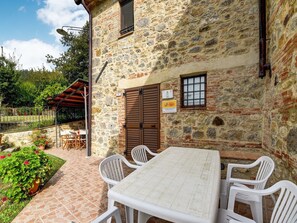 Outdoor dining - Belvilla by OYO Sorgente (Radicofani)