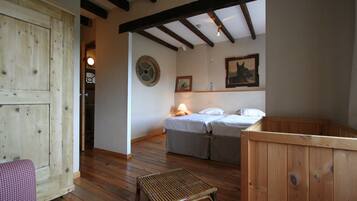 12 habitaciones y wifi