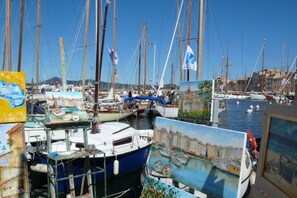 Marina