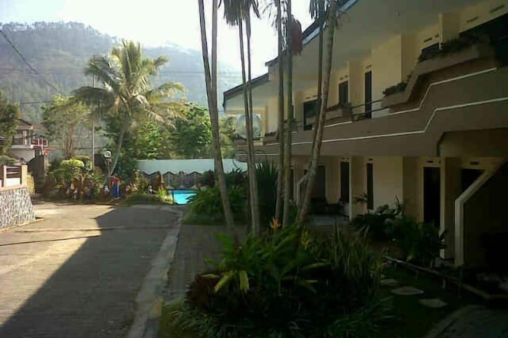 Hotel Nirwana Batu
