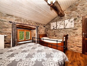 4 bedrooms, WiFi