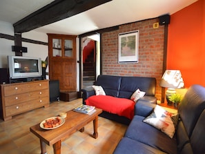 TV - Cottage Near Spa F1 Circuit (Francorchamps)
