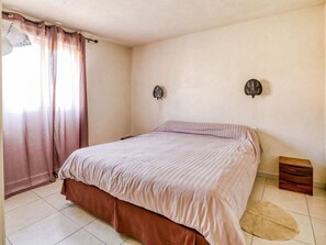 6 bedrooms, WiFi