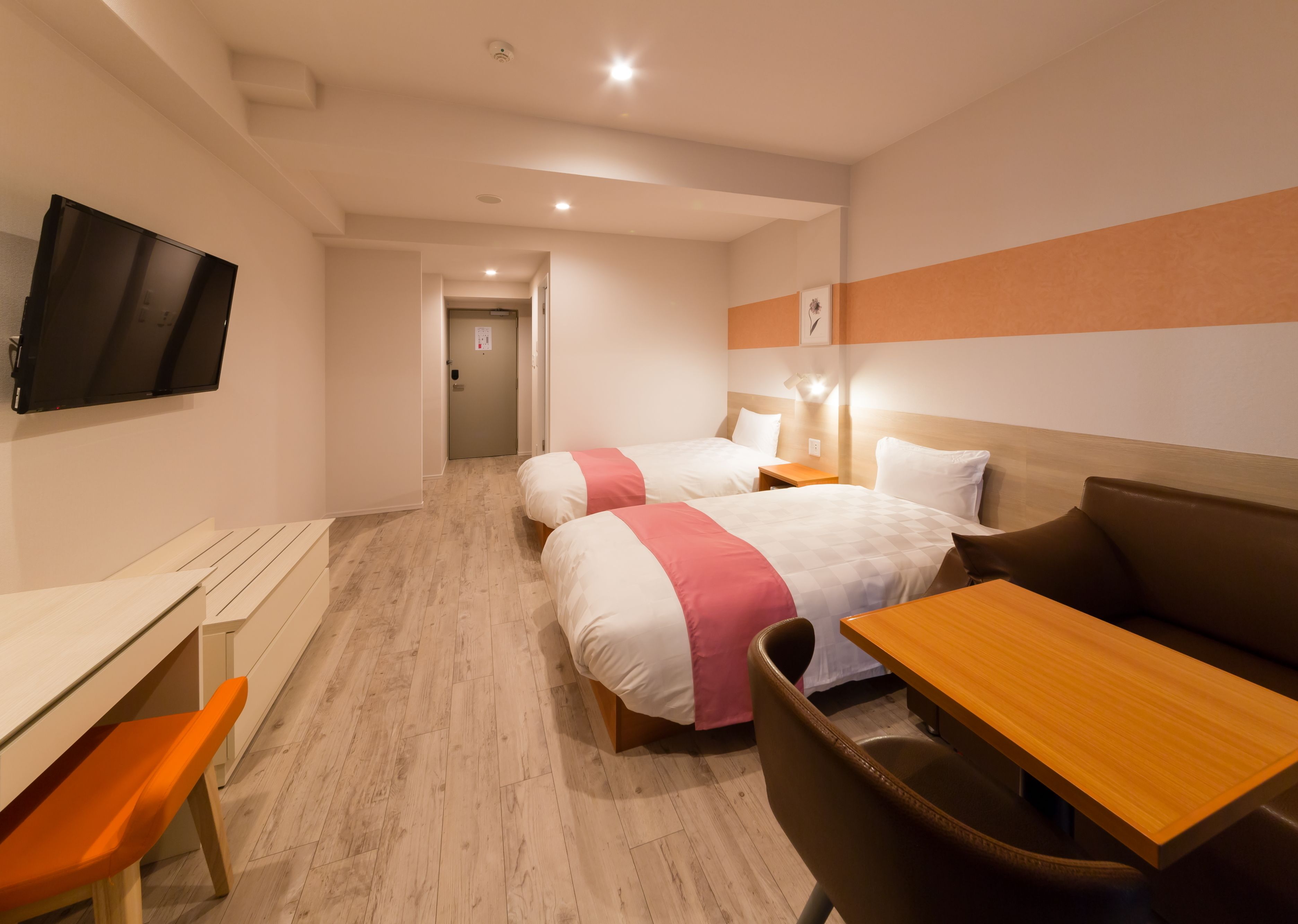 superior twin room, non smoking | in-room safe, soundproofing, free wifi, bed sheets