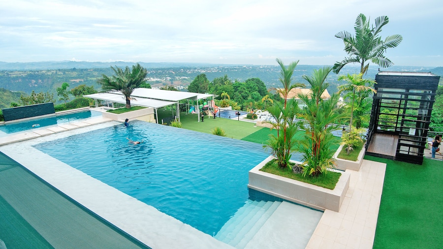 Ultra Winds Mountain Resort