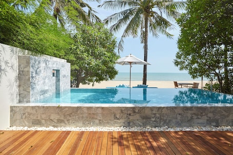 1-Bedroom Beachfront Pool Villa | 2 bedrooms, minibar, in-room safe, individually decorated