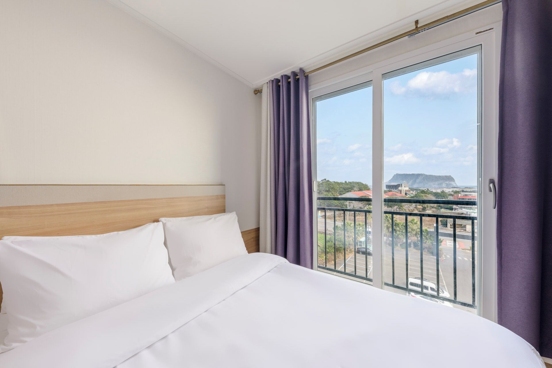 Verdunkelungsvorhänge, kostenloses WLAN