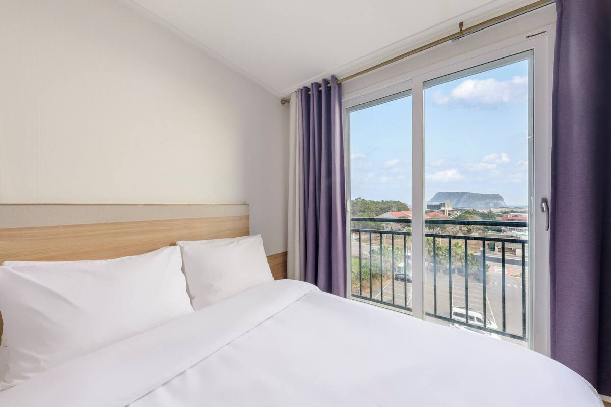 Verdunkelungsvorhänge, kostenloses WLAN