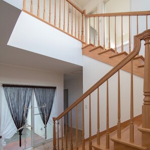 Staircase - Hills Villa MIYAKOJIMA (Miyakojima)