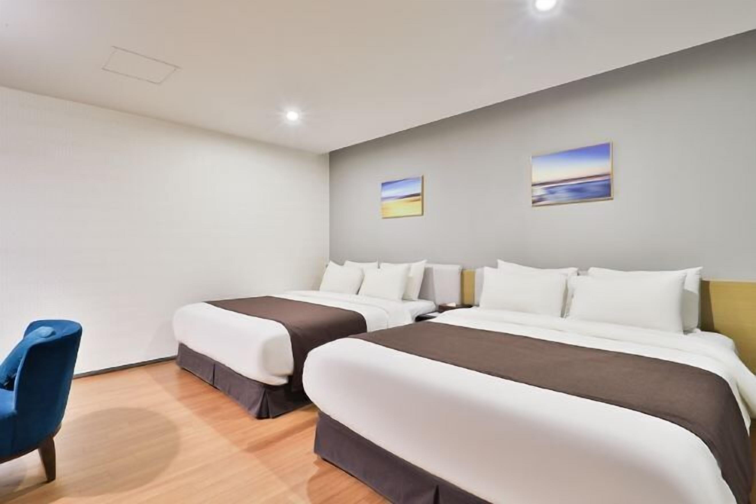 Premium bedding, down comforters, memory foam beds, in-room safe