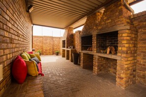 BBQ/picnic Area - Rudman Townhouses (Boksburg)