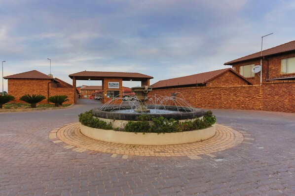 Fountain - Rudman Townhouses (Boksburg)