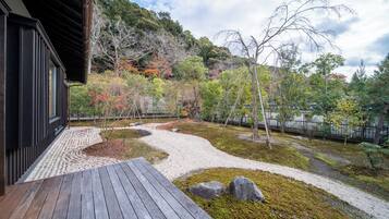 Kan-un-an | Balcony view