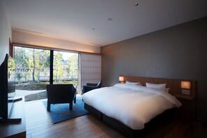 Kan-un-an | 3 bedrooms, premium bedding, down duvets, free minibar