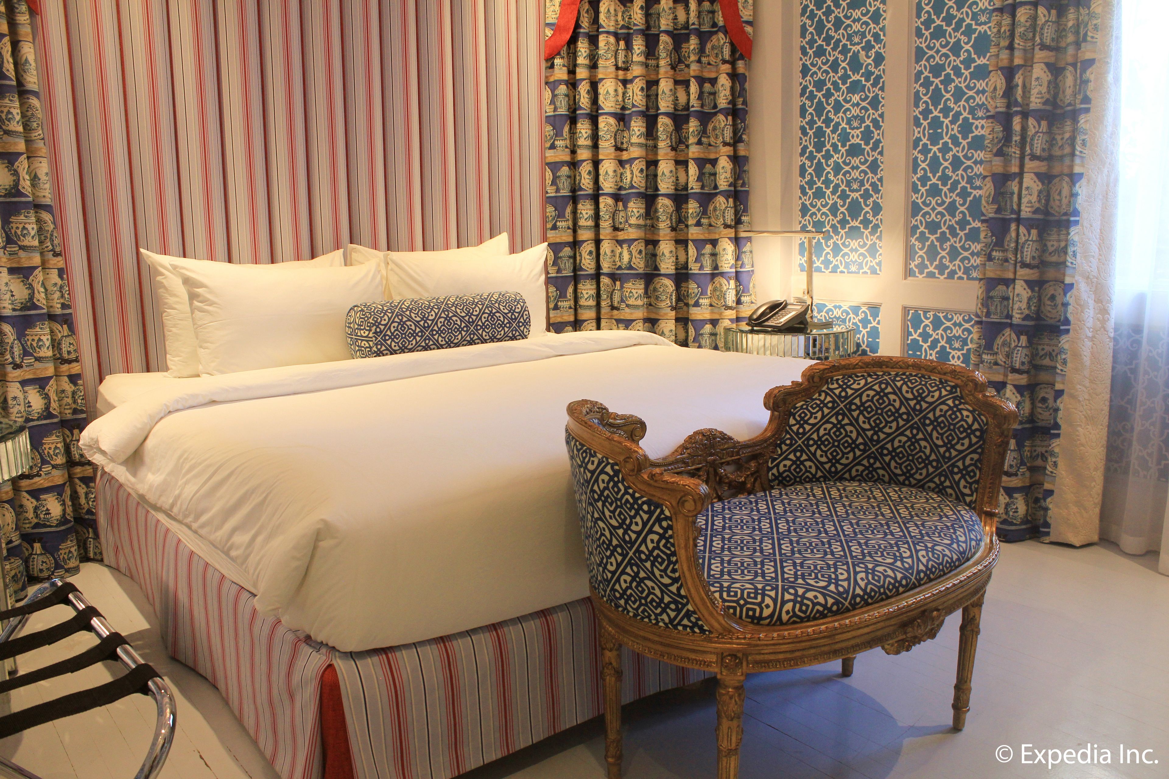 deluxe room (natalia) | in-room safe, individually decorated, individually furnished