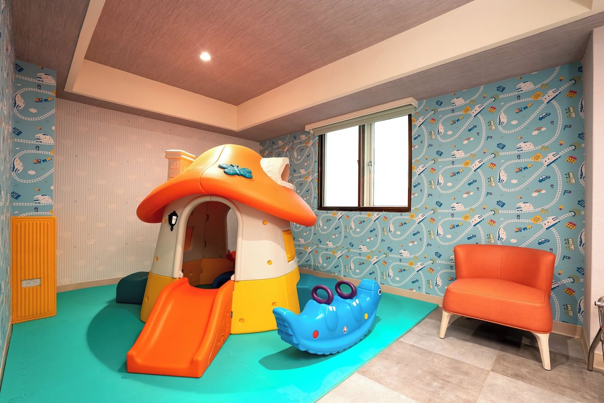 Habitación cuádruple familiar, 2 camas Queen size | Sábanas de algodón egipcio, ropa de cama de alta calidad y edredón