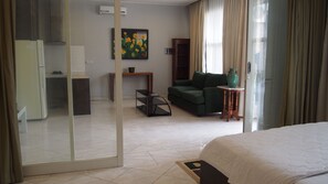 Studio Standard | Bureau, Wi-Fi gratuit