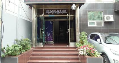 Motel Sangmu Gwangju