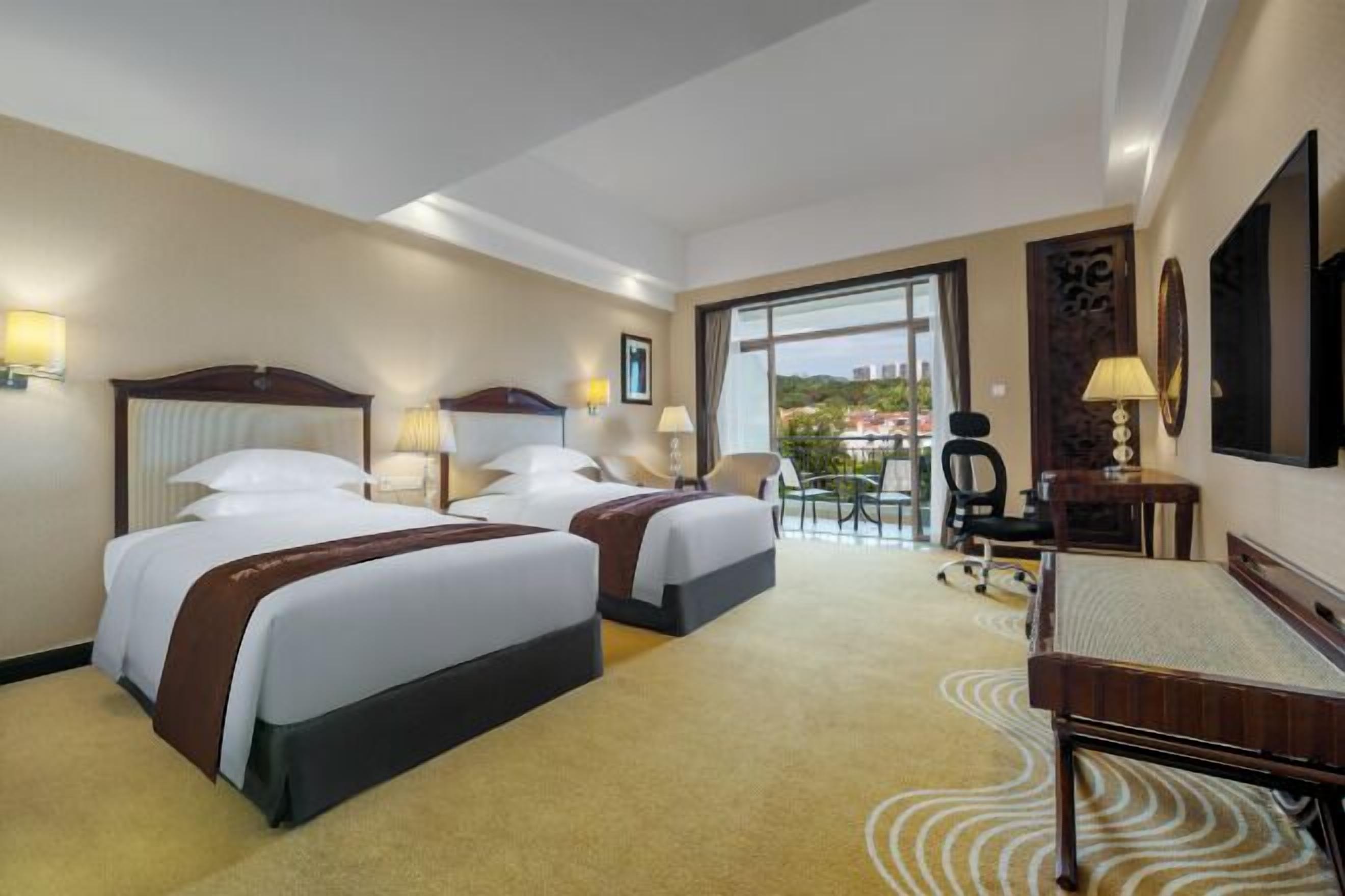 Minibar, in-room safe, desk, blackout drapes