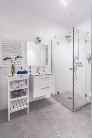 Panoramic Studio, 1 Double Bed with Sofa bed, Balcony | Premium bedding, individually decorated, individually furnished, desk