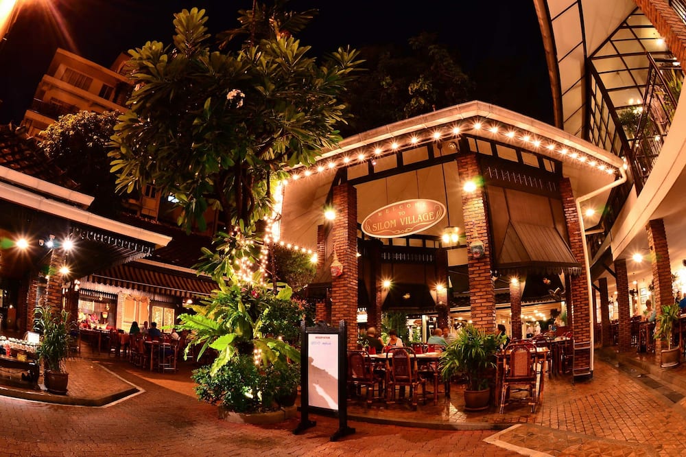 Silom Village Inn