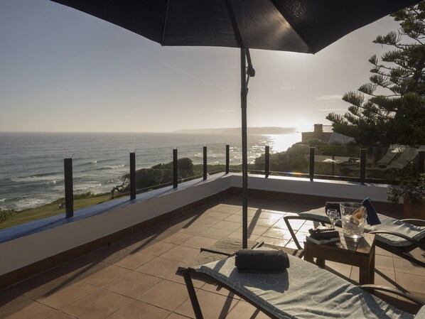 Suíte luxo, vista para o mar | Vista para praia/oceano