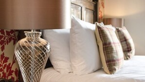 Superior-Doppelzimmer (Four Poster Bed) | Bügeleisen/Bügelbrett, kostenloses WLAN, Bettwäsche