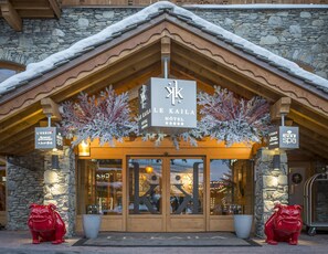 Front of property - Hôtel Le Kaïla (Les Allues)