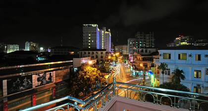 OYO 720 Glenda Hotel