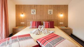 Comfort Apartment, 2 Bedrooms, Balcony, Mountain View (Gaislachkogel, excl. 30€ cleaning fee) | 1 bilik tidur, meja, langsir/tirai gelap terus, kalis bunyi