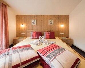 Comfort Apartment, 2 Bedrooms, Balcony, Mountain View (Gaislachkogel, excl. 30€ cleaning fee) | 1 bedroom, desk, blackout drapes, soundproofing