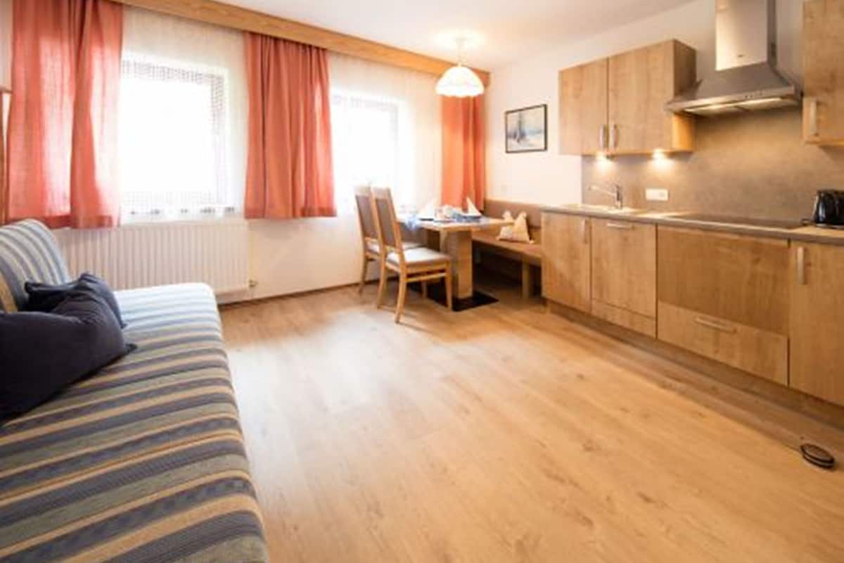 Comfort Apartment, 1 Bedroom, Mountain View (Brunnenkogel, plus 30€ cleaning fee) | Living area
