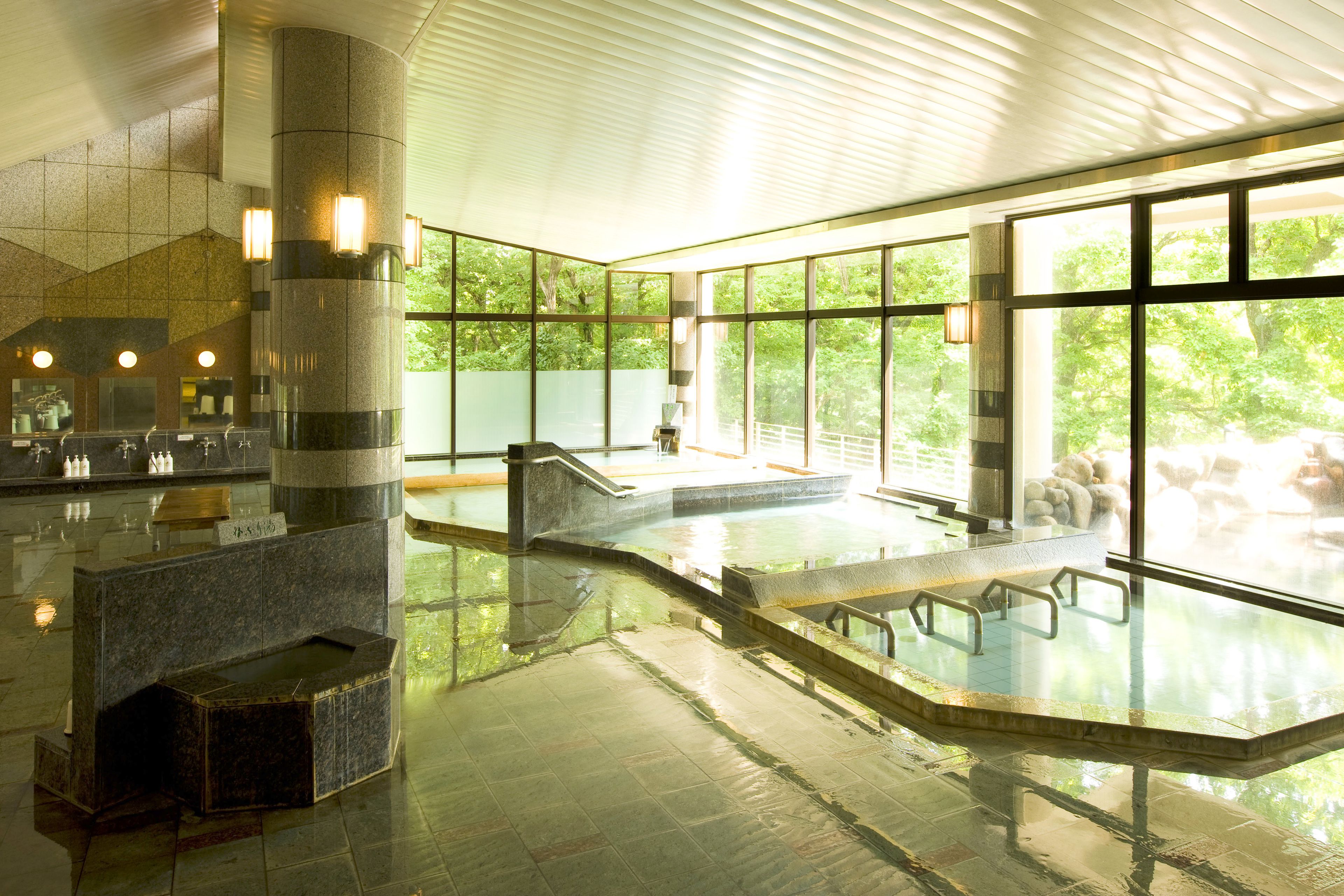 Bain à remous intérieur