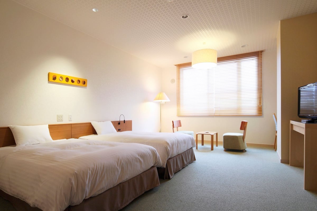 Zweibettzimmer, Eckzimmer (Sakura, Shower booth)