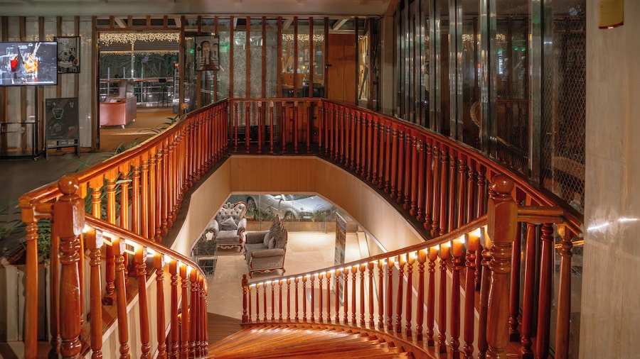 Swiss Lenana Mount Hotel