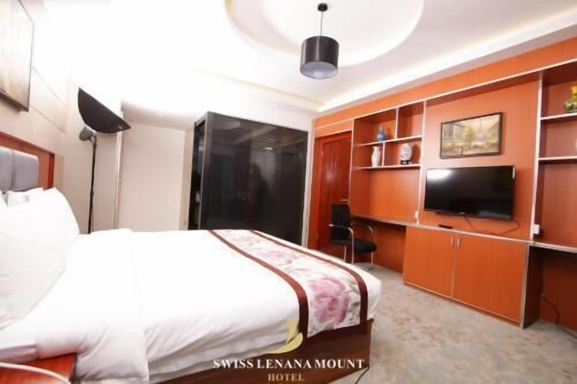 Premium bedding, down duvets, pillow-top beds, minibar