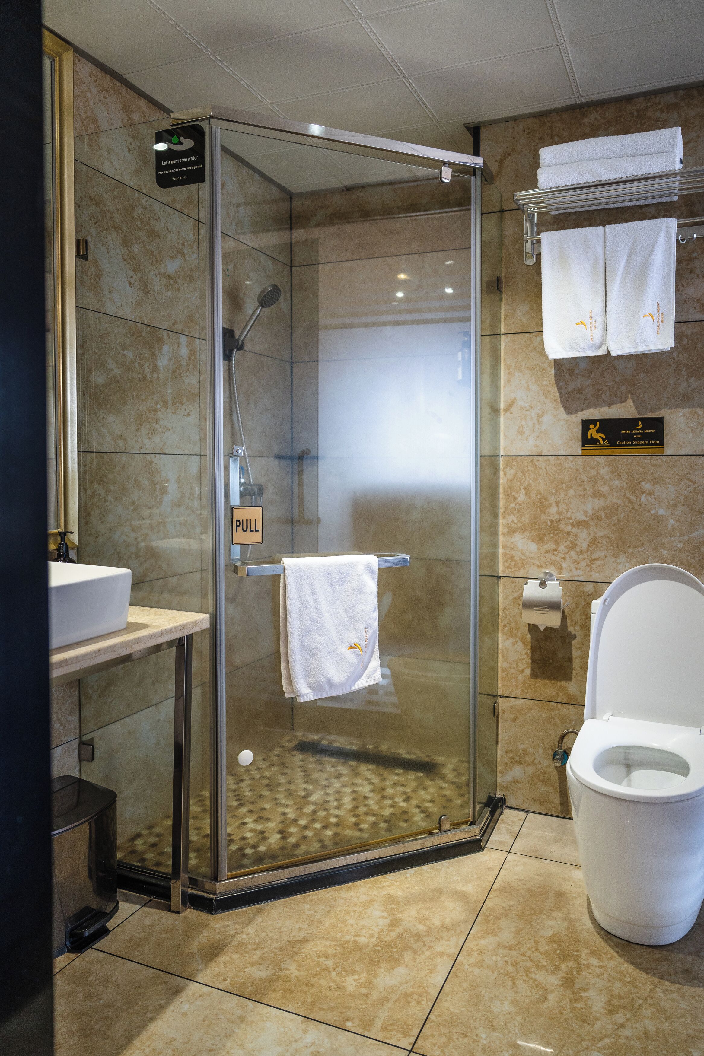 Photo - Swiss Lenana Mount Hotel