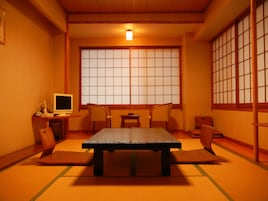 Japanese Style Room, Shared Bathroom, Smoking | In-room safe