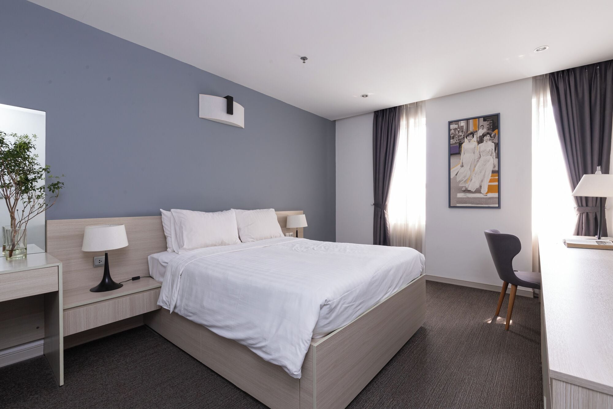 Two-Bedroom Apartment with City View | In-room safe, desk, laptop workspace, blackout curtains