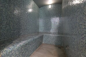 Steam room - Do Thanh Residence by DDH (Ho Chi Minh City)