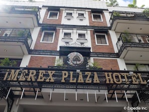 Front of property - Imerex Plaza Hotel (Angeles City)