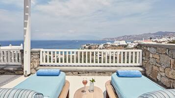 Premium bedding, pillow-top beds, minibar, in-room safe